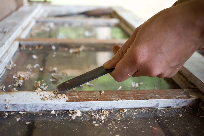 painted-furniture-peeling-problems-solutions